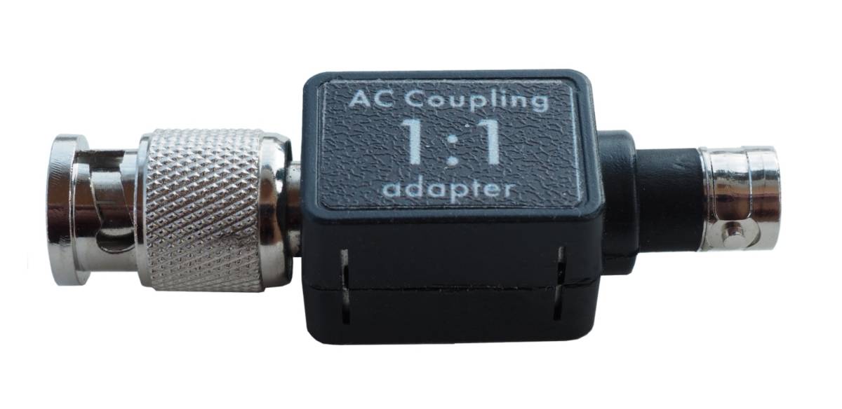 AC-Kopplungsadapter mit der Bezeichnung „1:1-Adapter