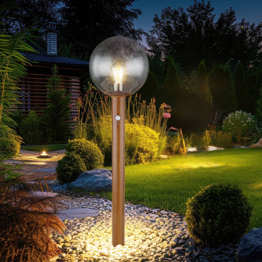 Gartenleuchte mit Bewegungsmelder Außenleuchte Stehlampe Standleuchte moderne Terrassenlampe, Holzoptik, Alu Glas, braun, E27 Fassung, DxH 25x100 cm