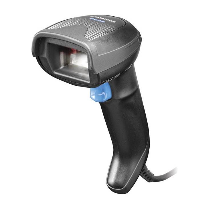 Tragbarer Barcodescanner mit schwarzem und blauem Design, angewinkelt, um das Scannerfenster und die Auslösetaste zu zeigen.