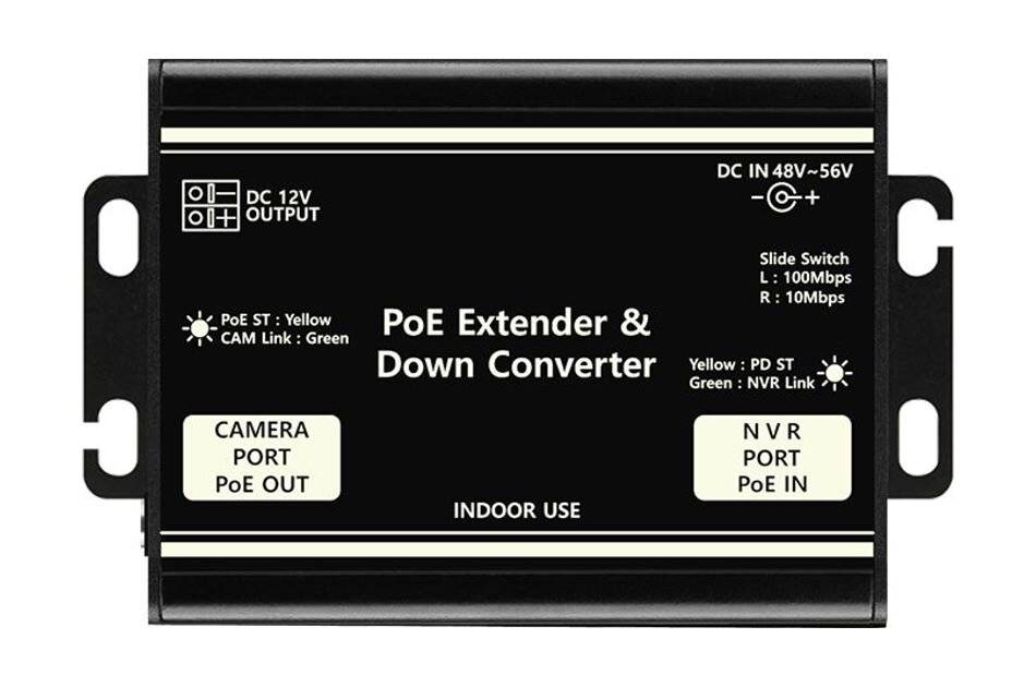 Vorderansicht eines schwarzen PoE-Extenders und Down-Converters mit beschrifteten Anschlüssen: „CAMERA PORT PoE OUT
