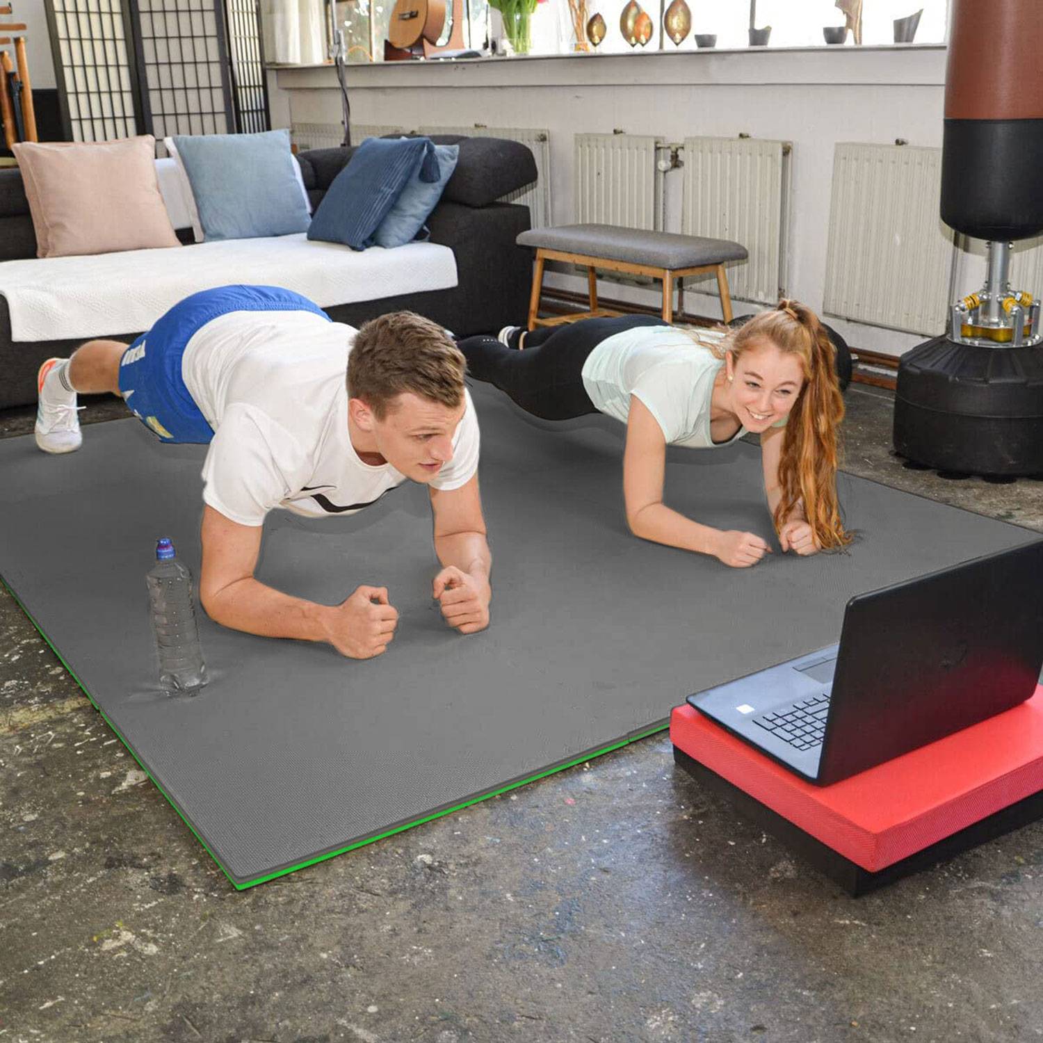 2 cm Dick: 1m² Bodenschutz Fitnessmatte - 4 Sportmatten 50 x 50 cm