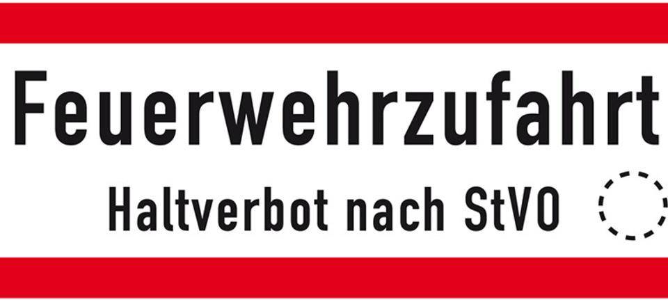 Hinweisschild Feuerwehrzufahrt Haltverbot., Aluminium RA0, reflektierend, 594x210mm, DIN 4066, nach StVO
