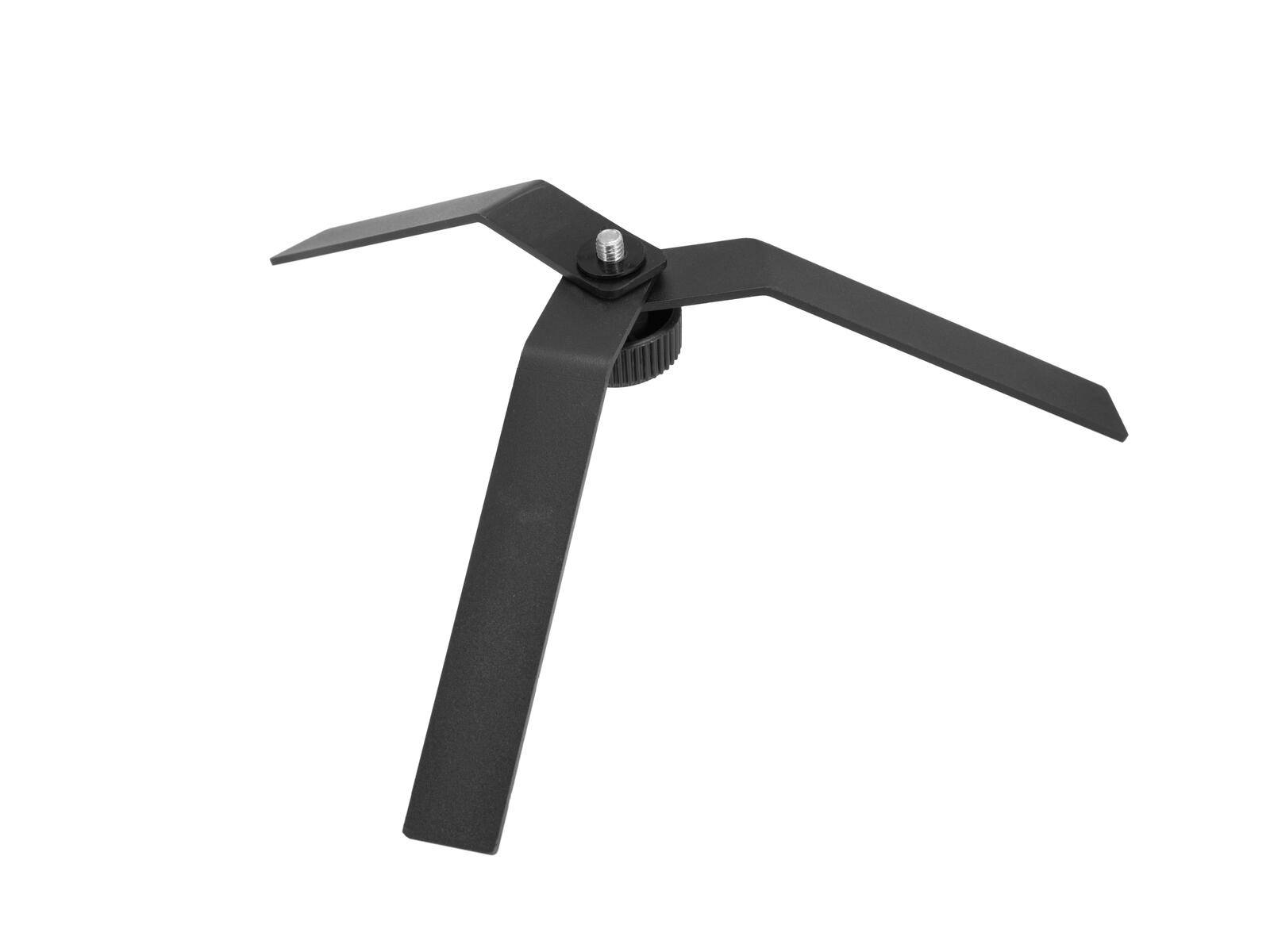 Ein schwarzer Metallhalter mit drei abgewinkelten Armen, der zur Unterstützung oder Befestigung von Objekten dient, vor einem schlichten weißen Hintergrund.