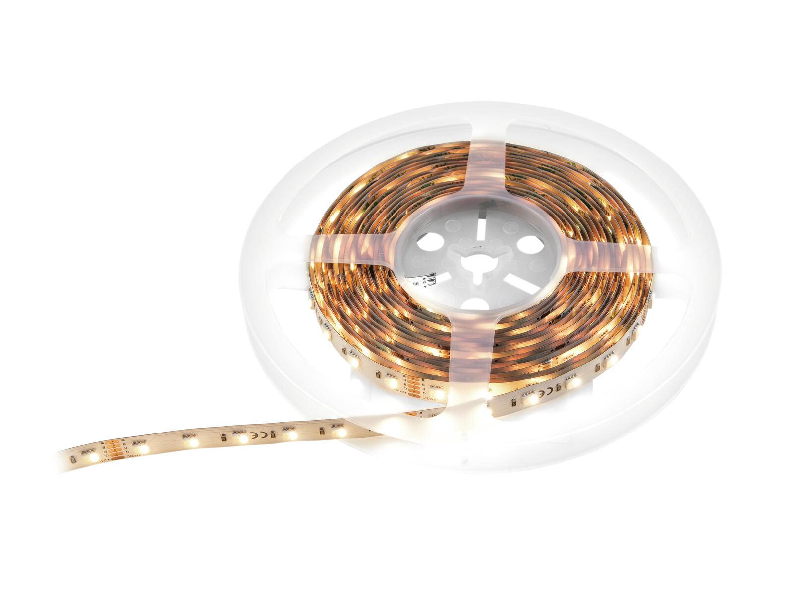 Ein aufgerolltes LED-Streifenlicht auf weißem Hintergrund, mit einem teilweise abgerollten Streifen.