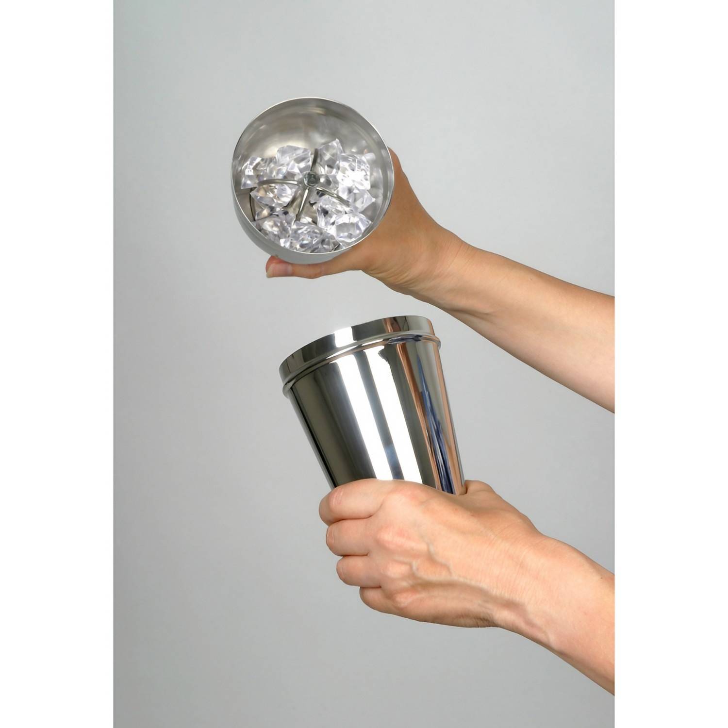 Cocktail shaker 3tlg. - Edelstahl mit Eisrückhalter - 500 ml.