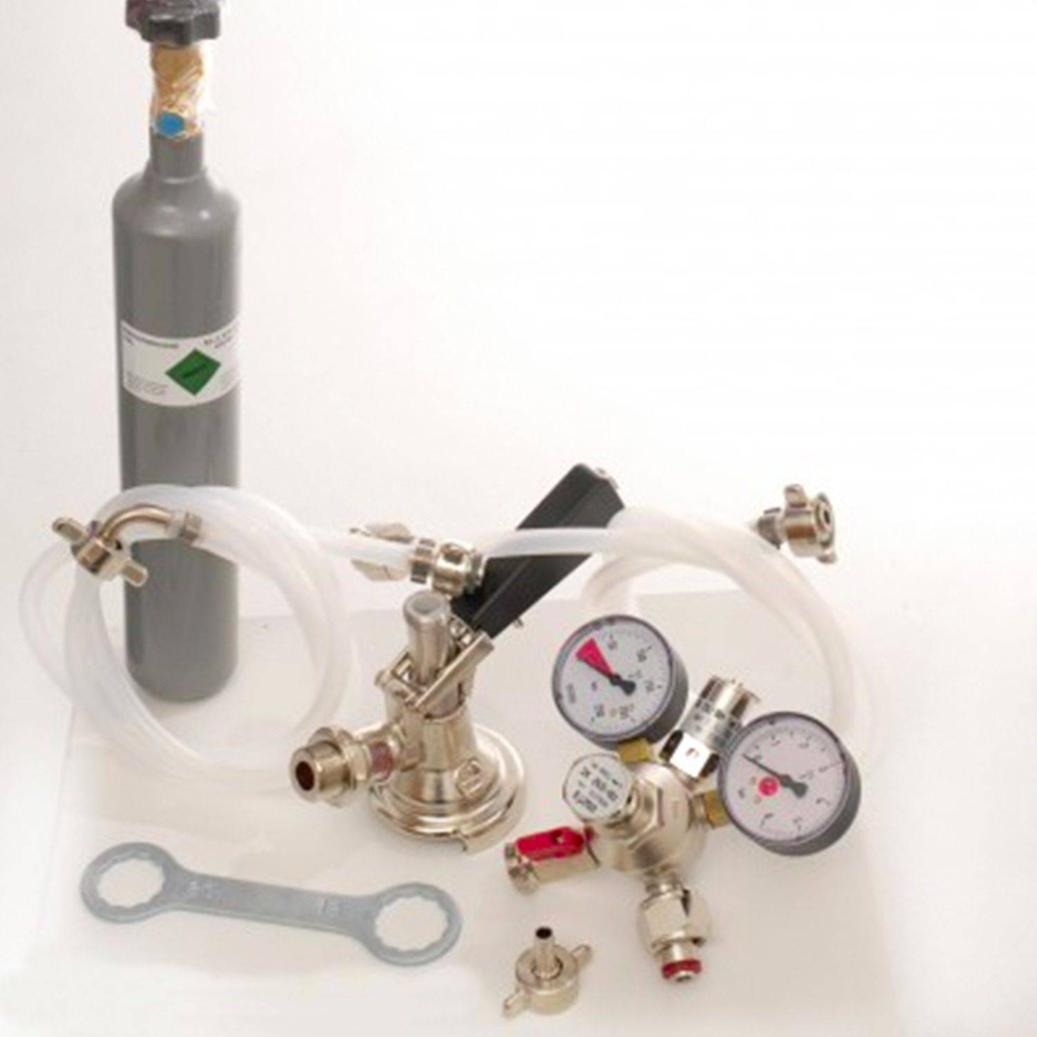 Zubehörpaket mit Flach Fitting, 7mm Bierschlauch und 0,5 kg CO2 Flasche