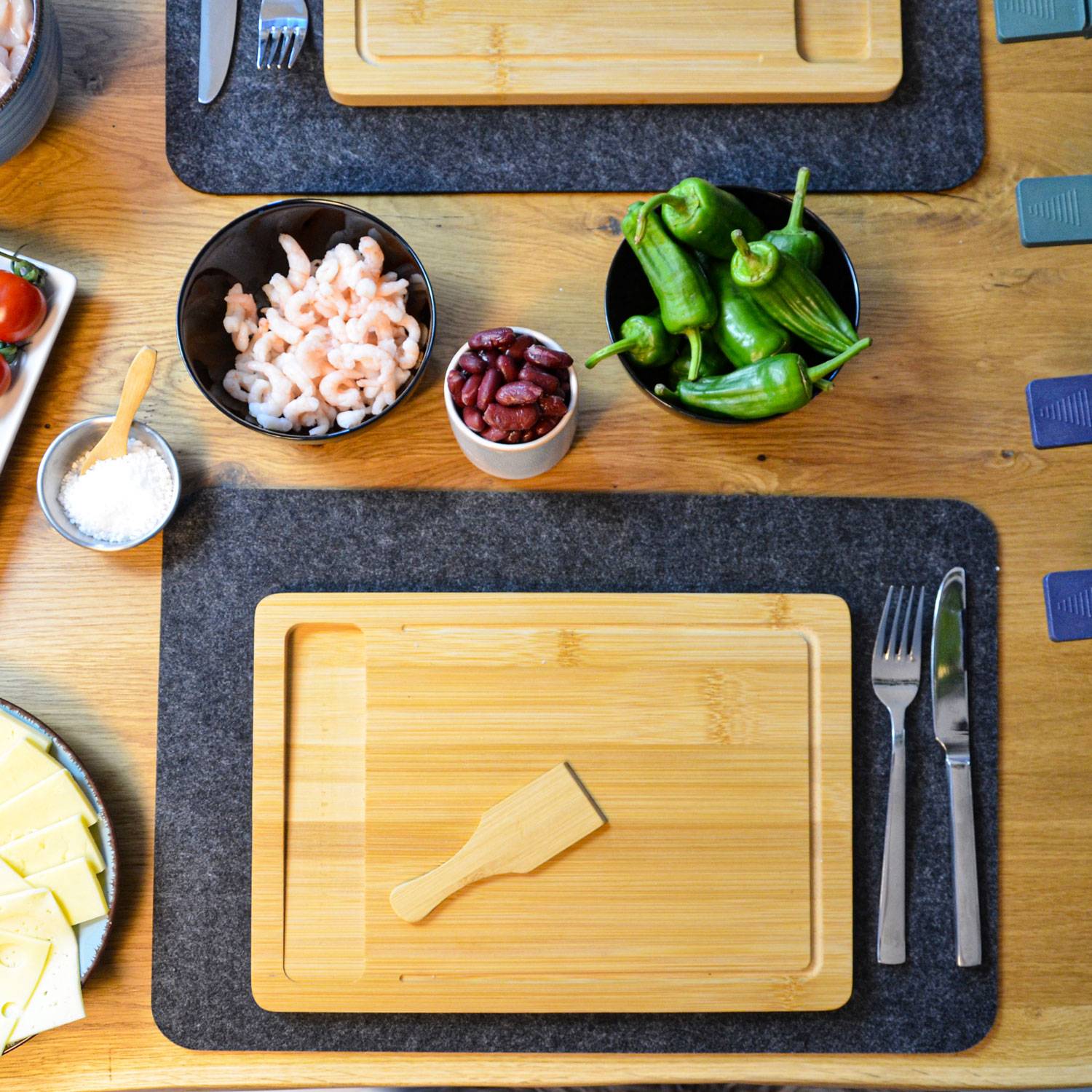 2 Personen Raclette Teller Set Holz - 30x22cm Pfännchen Untersetzer mit Spachtel