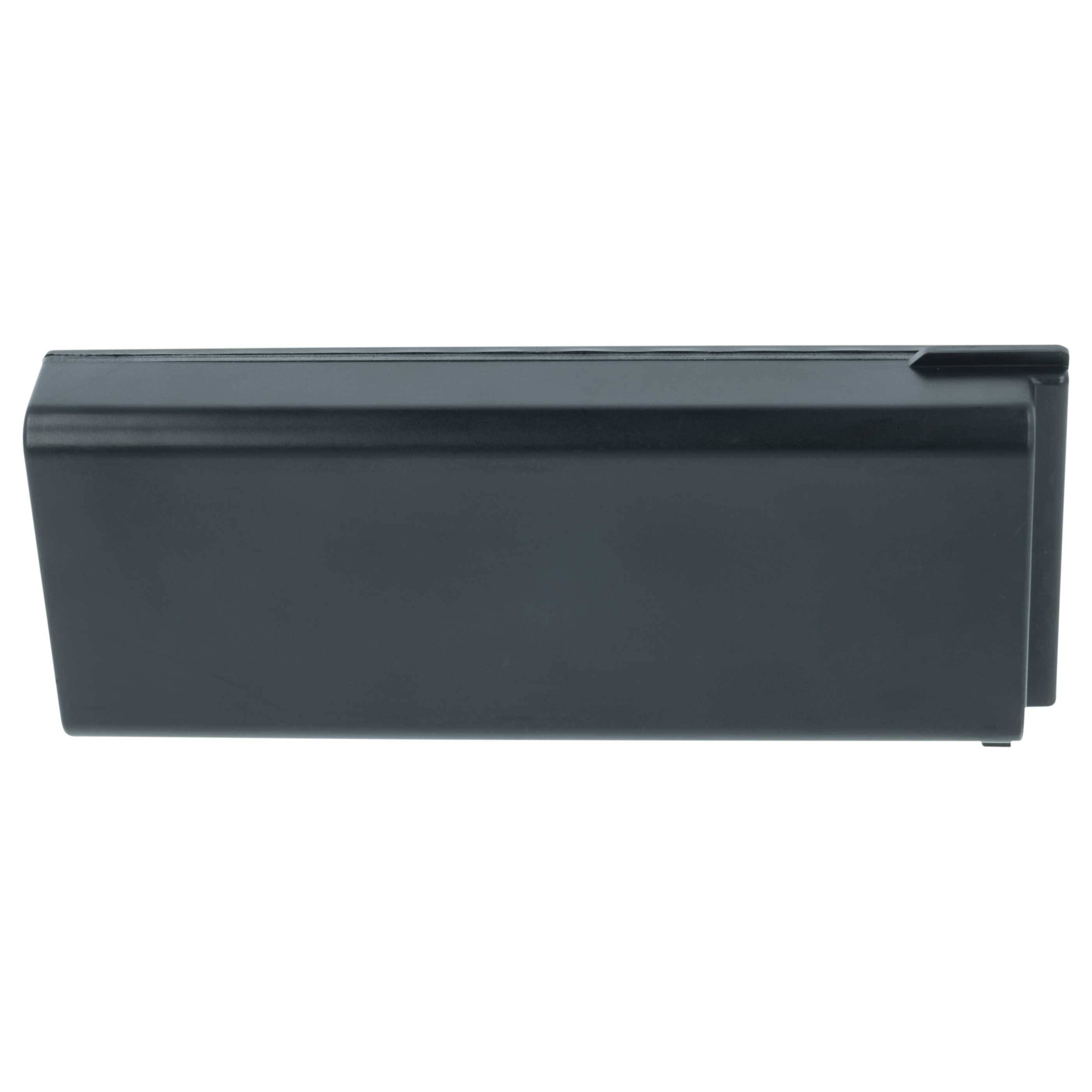 Ein rechteckiger, schwarzer Magazinhalter, der typischerweise zum Halten von Munition in Schusswaffen verwendet wird. Das schlichte, metallische Design deutet auf einen funktionalen Zweck hin.