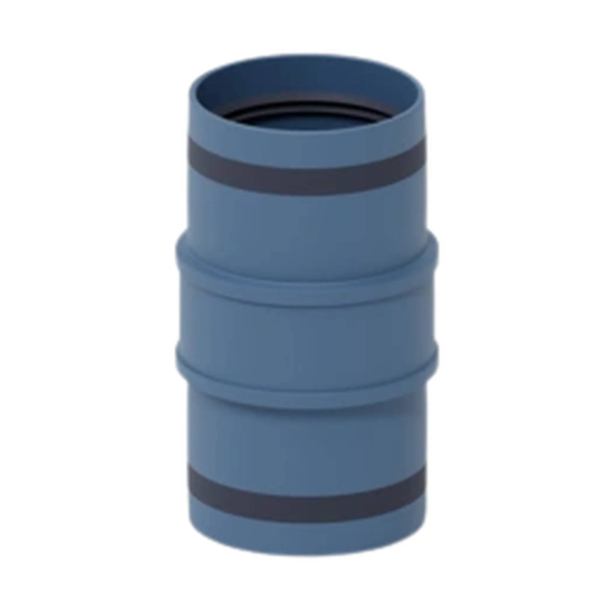 Blaue zylindrische Rohrkupplung mit dunklen Bändern, isoliert auf weißem Hintergrund dargestellt.