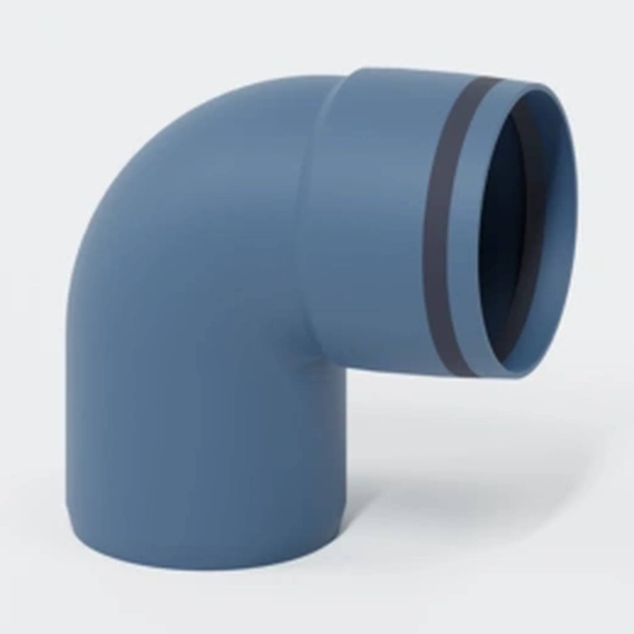 Ein blauer 90-Grad-Rohrbogenfitting mit einem dunklen inneren Ring auf einem einfachen hellen Hintergrund.
