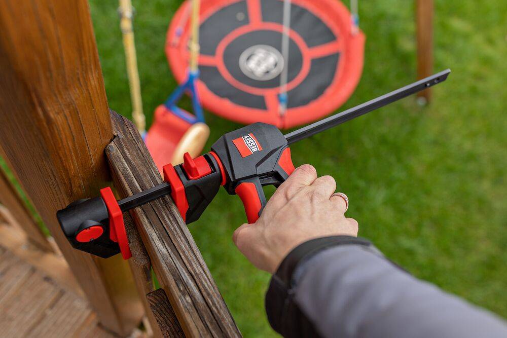 BESSEY Einhandzwinge mit drehbarem Griff EZ360