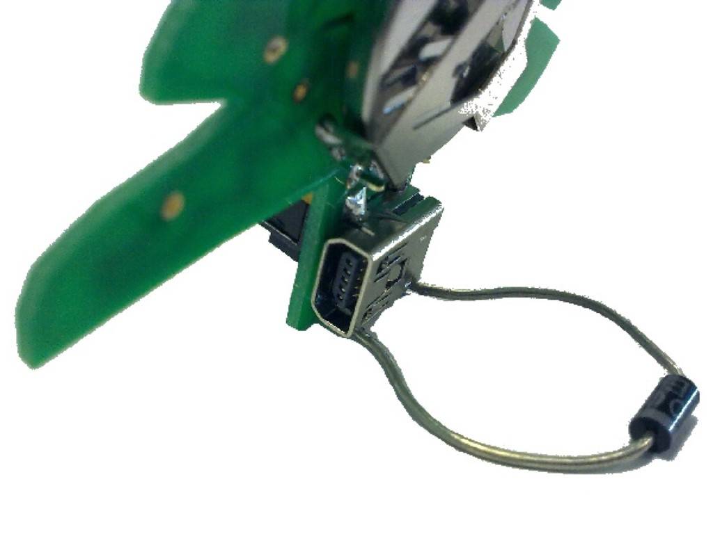 SMD-WEIHNACHTSBAUM MIT USB-ANSCHLUSS