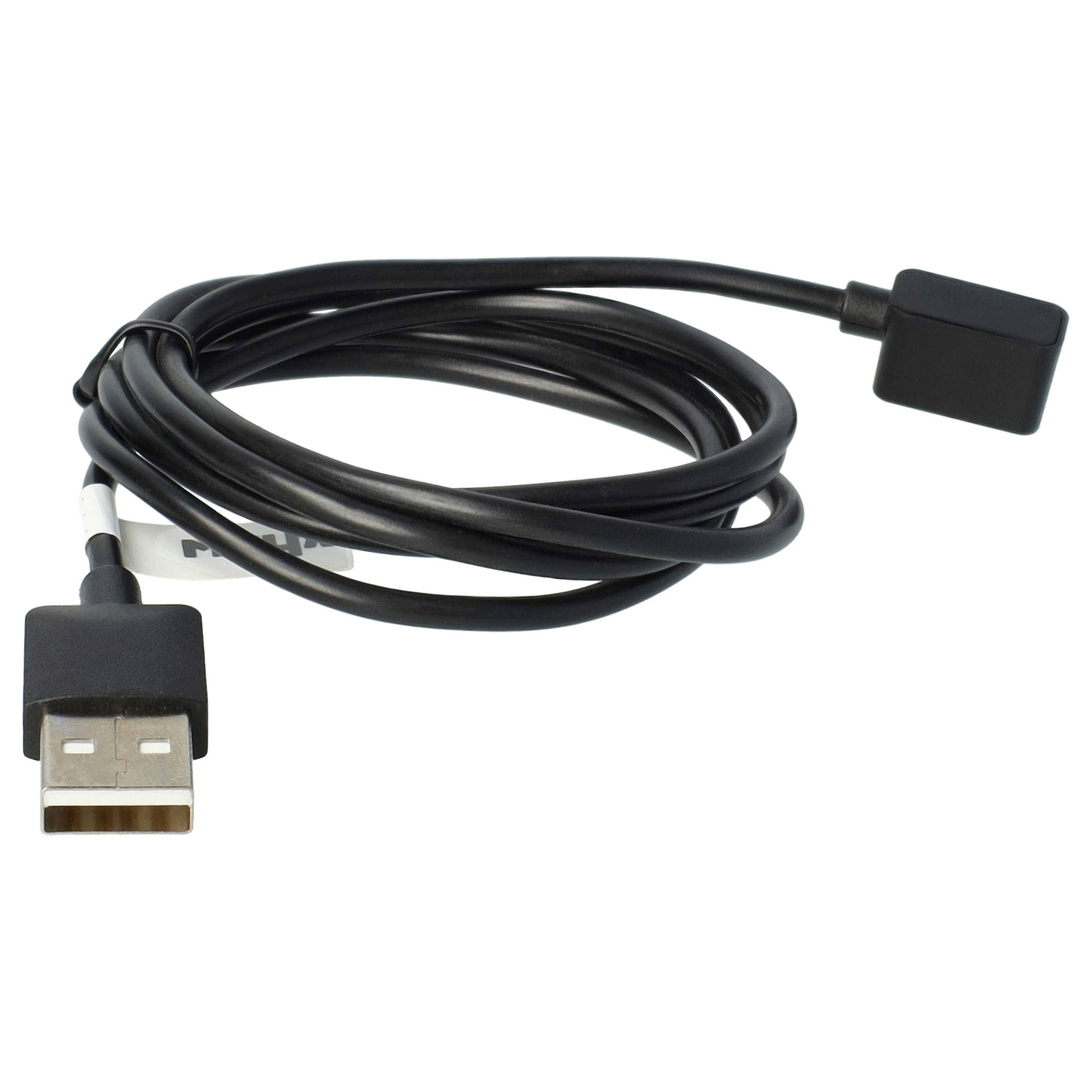 Schwarzes USB-Kabel mit einem Standard-USB-A-Stecker auf der einen Seite und einem kleinen rechteckigen Anschluss auf der anderen Seite.