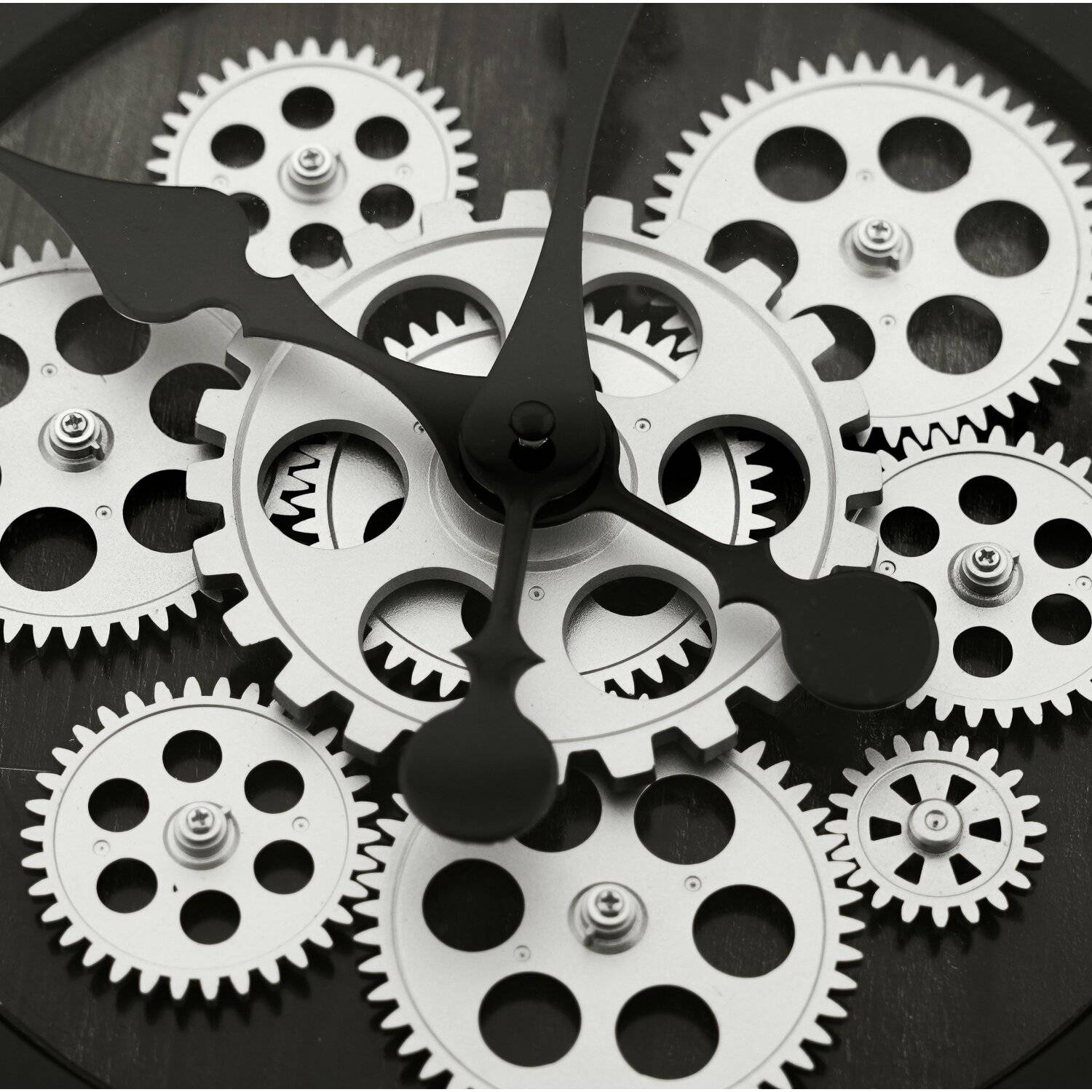 Sunay Wanduhr im Römischen Design - Klassische Eleganz für Ihr Zuhause Ø 50 cm aus Kunsstoff Silber