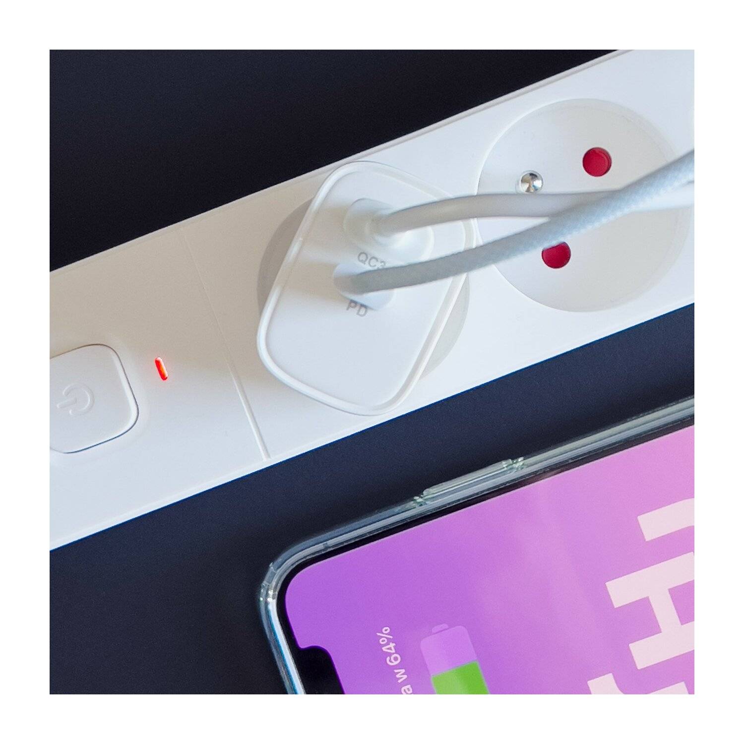 Joyroom Schnellladegerät USB-A Quick Charge 3.0 / USB-C Power Delivery 20W Wandladgerät weiß