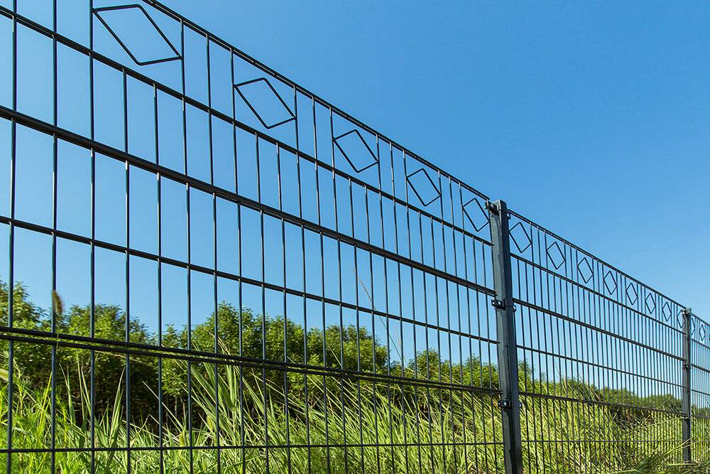 DOPPELSTABMATTENZAUN MORATA - Farbe / Höhe / Länge: Farbe: Moosgrün / Höhe: 160 cm / Länge: 20 m, Anzahl Eckpfosten: 1x Eckpfosten