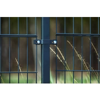 DOPPELSTABMATTENZAUN MORATA - Farbe / Höhe / Länge: Farbe: Moosgrün / Höhe: 80 cm / Länge: 10 m, Anzahl Eckpfosten: 4x Eckpfosten DOPPELSTABMATTENZAUN MORATA - Farbe / Höhe / Länge: Farbe: Moosgrün / Höhe: 80 cm / Länge: 10 m, Anzahl Eckpfosten: 4x Eckpfosten