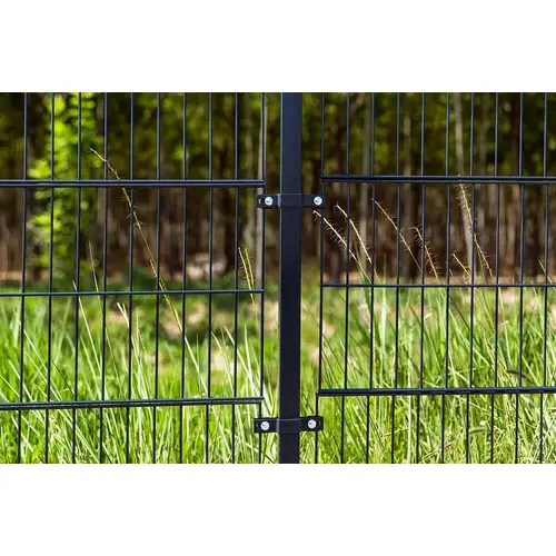 DOPPELSTABMATTENZAUN MORATA - Farbe / Höhe / Länge: Farbe: Moosgrün / Höhe: 200 cm / Länge: 46 m, Anzahl Eckpfosten: 2x Eckpfosten DOPPELSTABMATTENZAUN MORATA - Farbe / Höhe / Länge: Farbe: Moosgrün / Höhe: 200 cm / Länge: 46 m, Anzahl Eckpfosten: 2x Eckpfosten