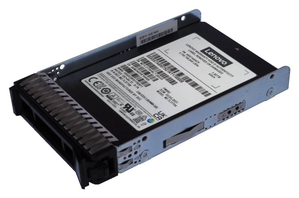 Lenovo Hot-Swap-Festplattenschacht mit angebrachtem Laufwerk, dargestellt auf weißem Hintergrund.