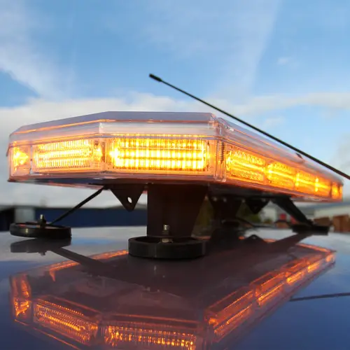 LED Rundumlicht Warnleuchte Balken 48 LED`s LED Rundumlicht Warnleuchte Balken 48 LED`s