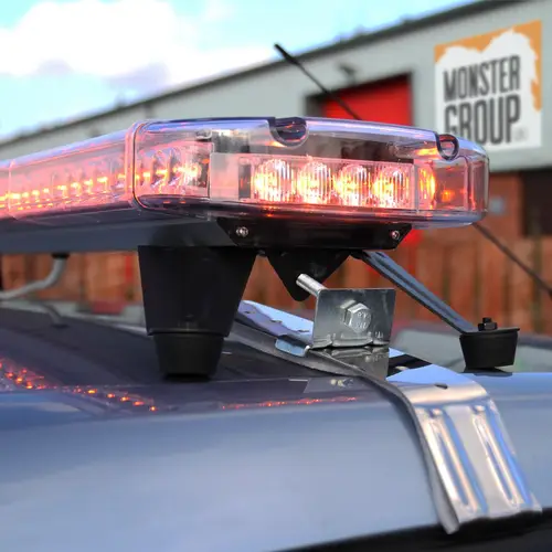 LED Rundumlicht Warnleuchte Balken 88 LED`s LED Rundumlicht Warnleuchte Balken 88 LED`s