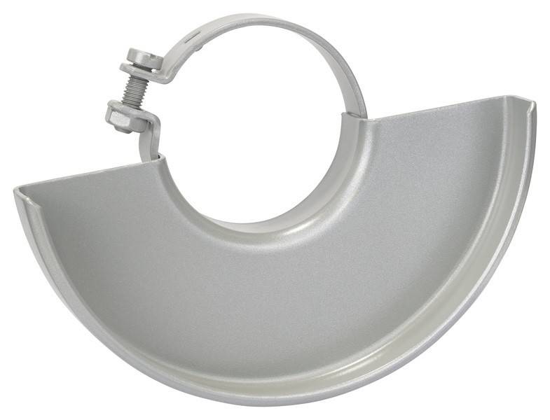 Silbermetall-Rohrschelle mit Schutzschild mit kreisförmiger oberer Öffnung und gebogener Schutzplatte, gezeigt auf weißem Hintergrund.