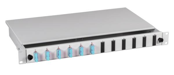 Bestückte Spleißbox ausziehbar SC OM4 -- 12xPigtails abgesetzt / 6xDuplex-Kupplung Glasfaser 19