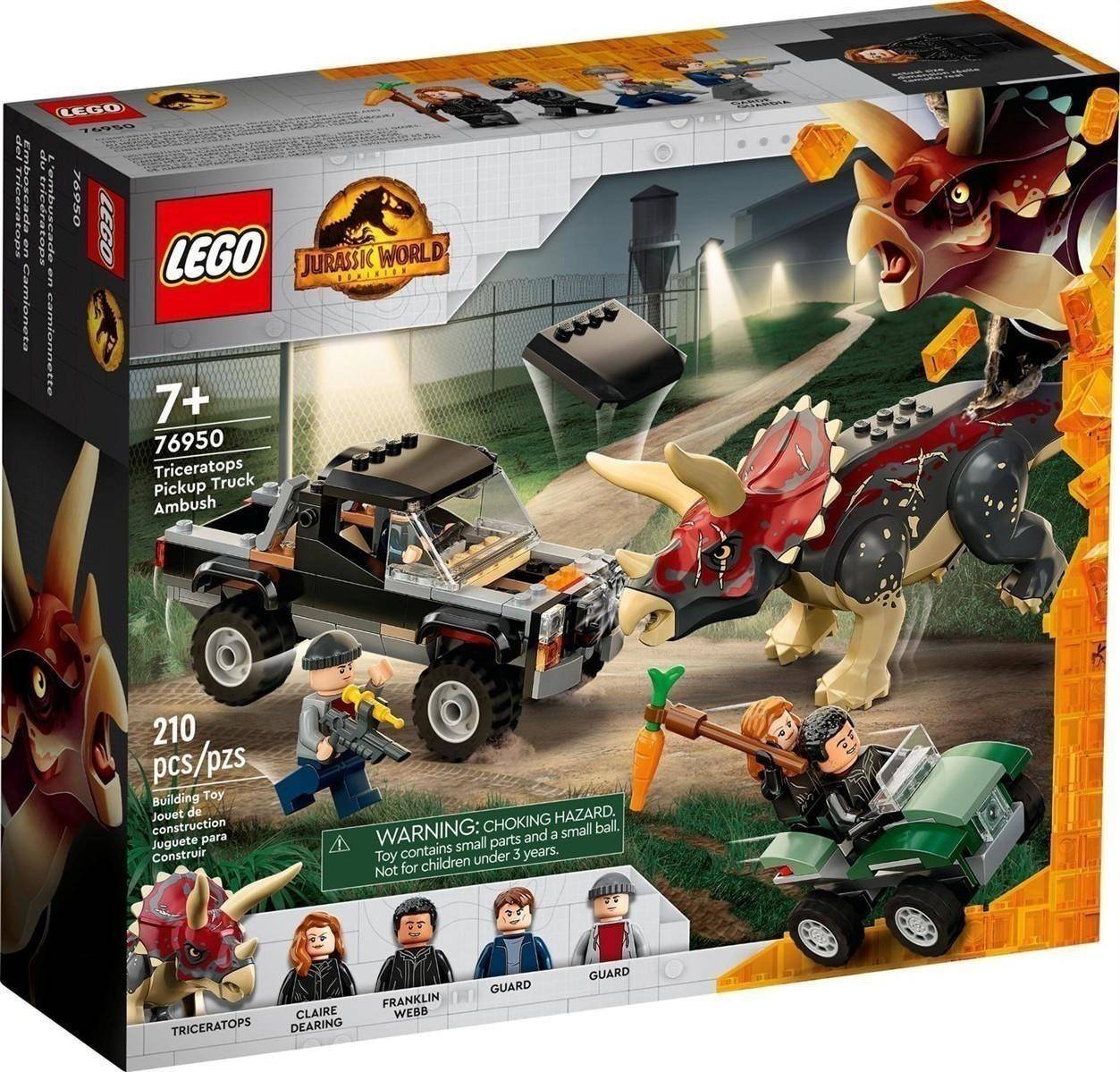 LEGO Jurassic World Triceratops Pickup Truck Ambush Bausatz mit Schachtelbild, das einen Triceratops zeigt, der einen schwarzen Pickup-Truck und Minifiguren verfolgt, ab 7 Jahren, 210 Teile.