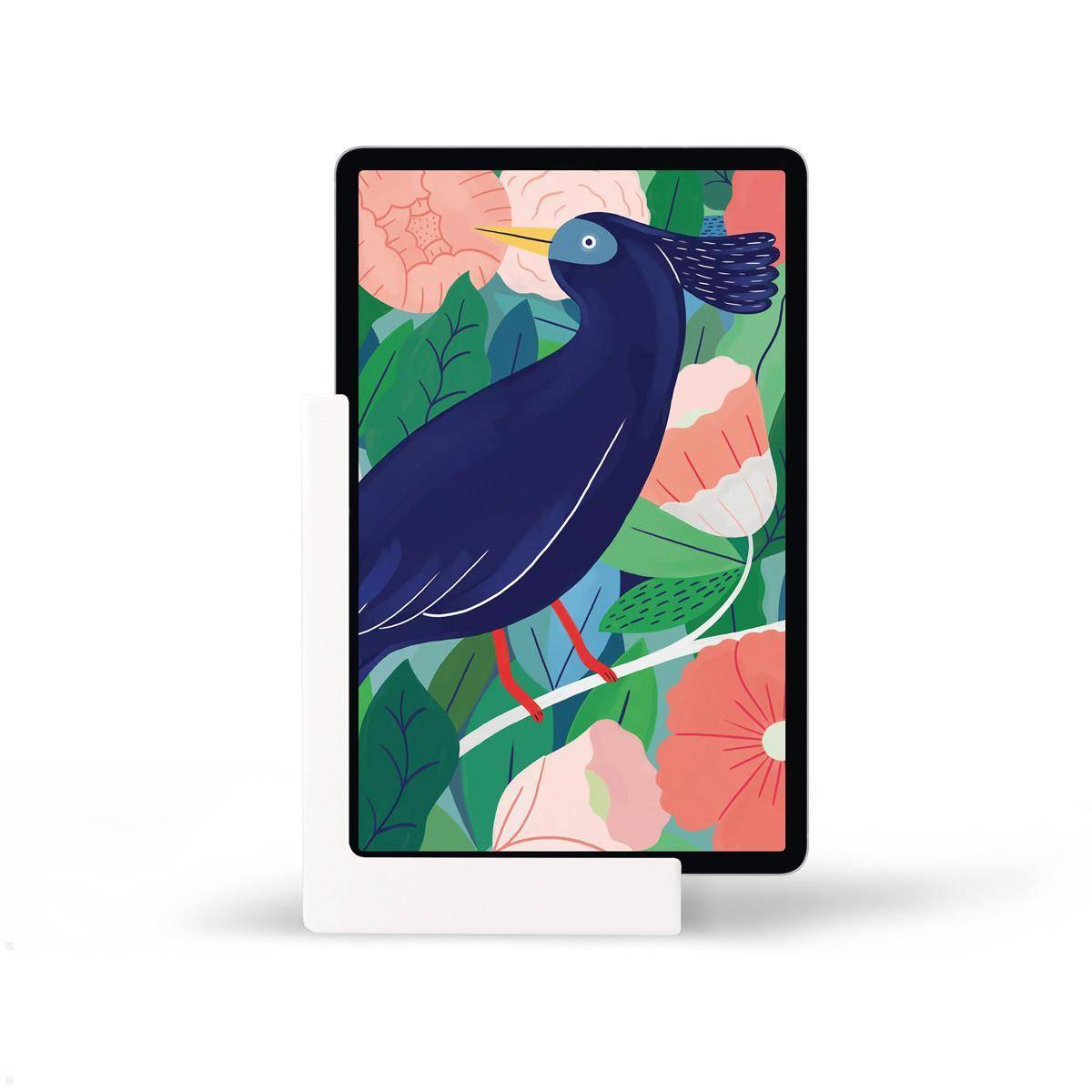 Digitale Illustration eines blauen Vogels auf einem bunten Blumenhintergrund mit Rosa- und Grüntönen. Der Vogel blickt nach rechts.