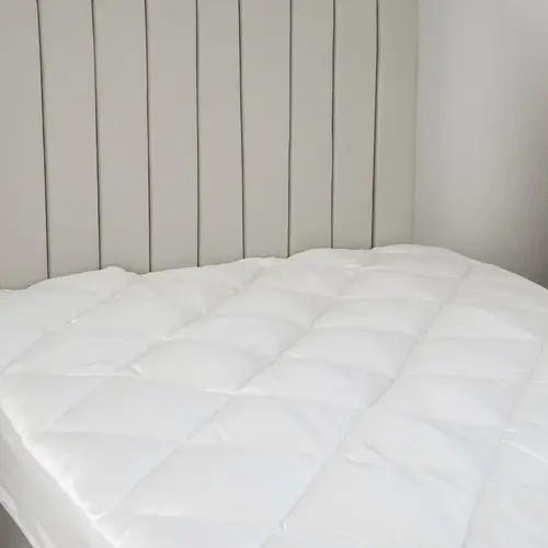 Premium Bettdecke 135x200cm Microfaser Steppdecke - Komfortables Schlafen zu jeder Jahreszeit Premium Bettdecke 135x200cm Microfaser Steppdecke - Komfortables Schlafen zu jeder Jahreszeit