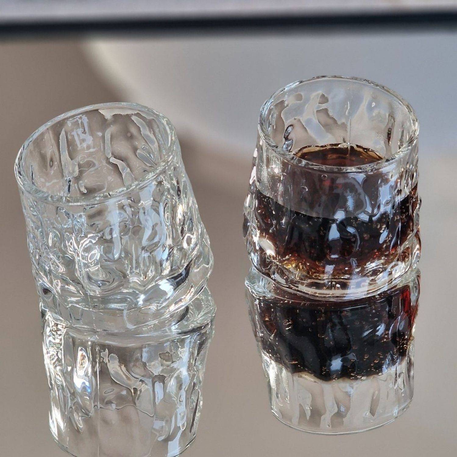 Zoha 2er Set Whiskyglas Whisky Iceberg - Glas Wasserglas Saft - 180 ml, Glas, Bewegbar