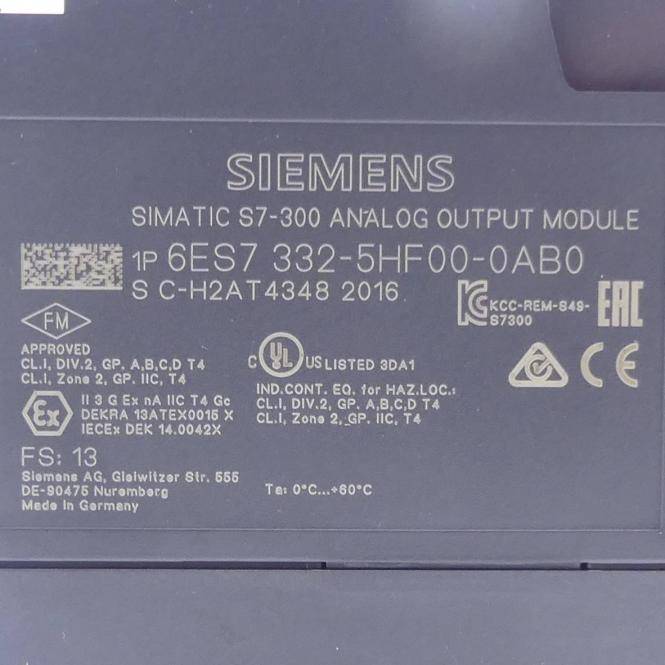 Siemens Simatic S7-300 analog output module (6ES7 332-5HF00-0AB0)