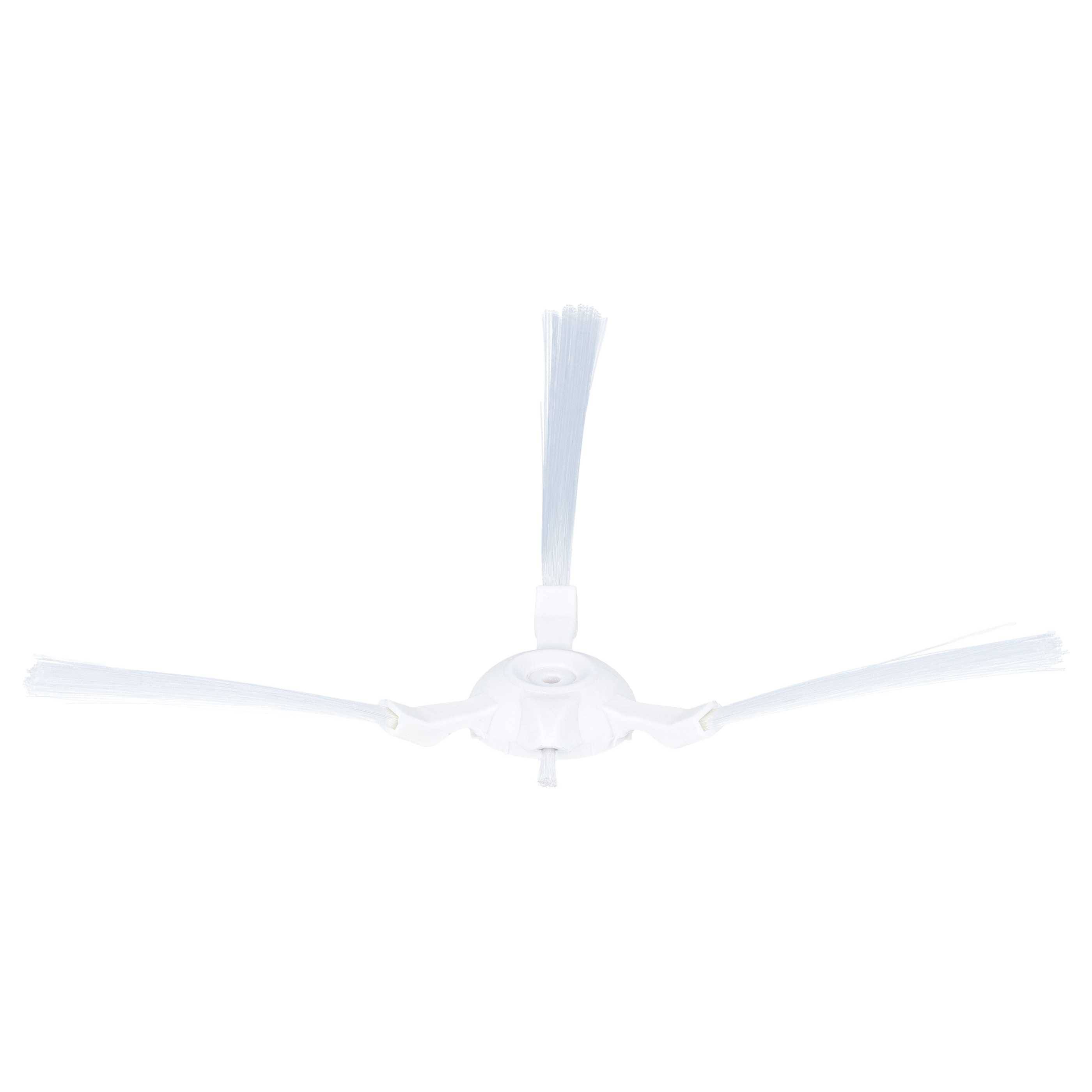 Weißer Deckenventilator mit drei Blättern auf weißem Hintergrund, zentriert und von unten betrachtet.