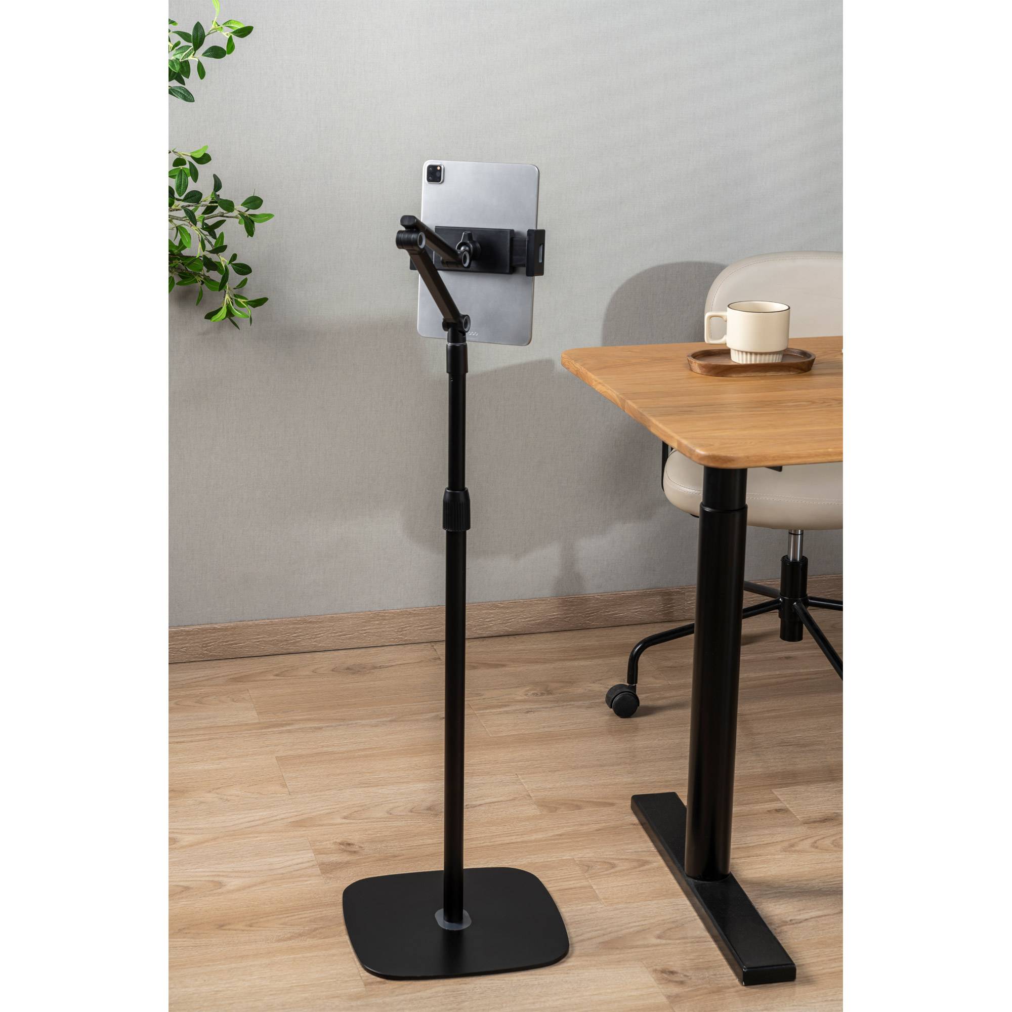 INLINE - Tablet Bodenständer Halterung mit Bodenplatte - bis 12,9"" - schwarz