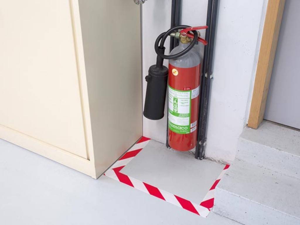 PVC-Markierungsband 5cm x 33m - Rot/Weiß