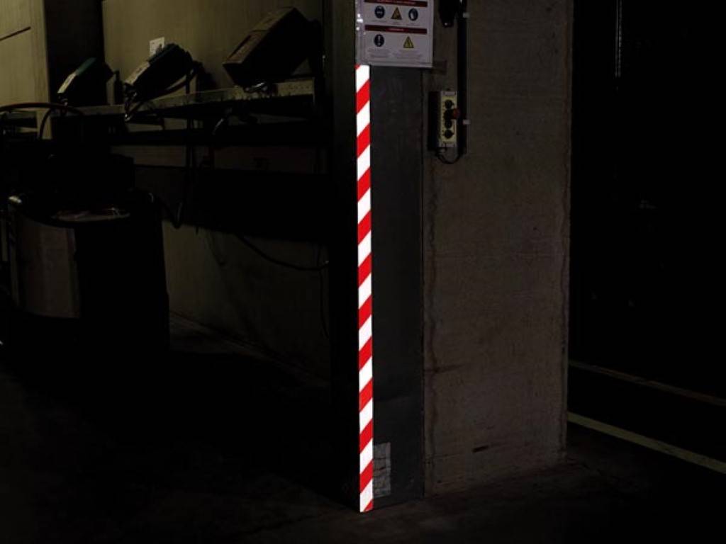 Reflektierendes Band 5cm x 10m - Rot/Weiß