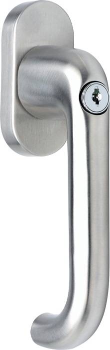 Ein Nahaufnahme eines modernen Türgriffs aus Edelstahl auf weißem Hintergrund, der sein schlankes Design und die gebürstete Metalltextur zeigt.