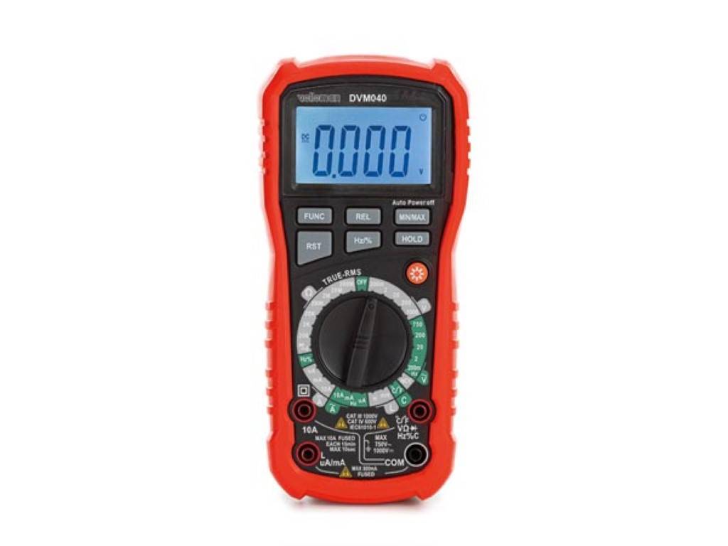 Rotes digitales Multimeter mit LCD-Display und Drehwahlschalter auf weißem Hintergrund.