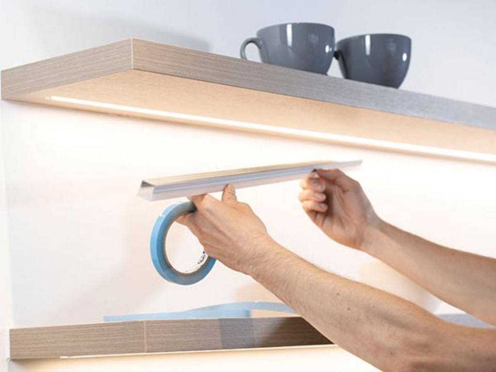 Doppelseitiges Multi-tack Klebeband - halbtransparent - 12 mm x 5 m