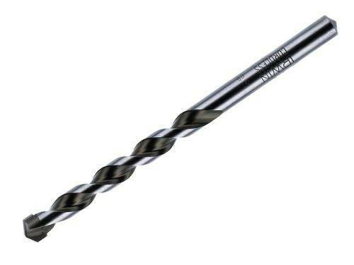 Metallischer Spiralbohrer auf weißem Hintergrund, diagonal dargestellt mit einer spitzen Schneidspitze und einem glattem Schaft.