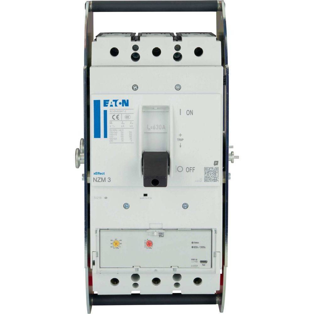 Ein kompakter Leistungsschalter mit sichtbarer Marke und Modell 'Eaton NZM 3', ausgestattet mit einem Ein-/Aus-Kippschalter und elektrischen Spezifikationen.