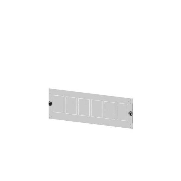 Ein rechteckiges graues Metallpanel mit sechs umrissenen Abschnitten und zwei kreisförmigen seitlichen Befestigungselementen, dargestellt auf weißem Hintergrund.