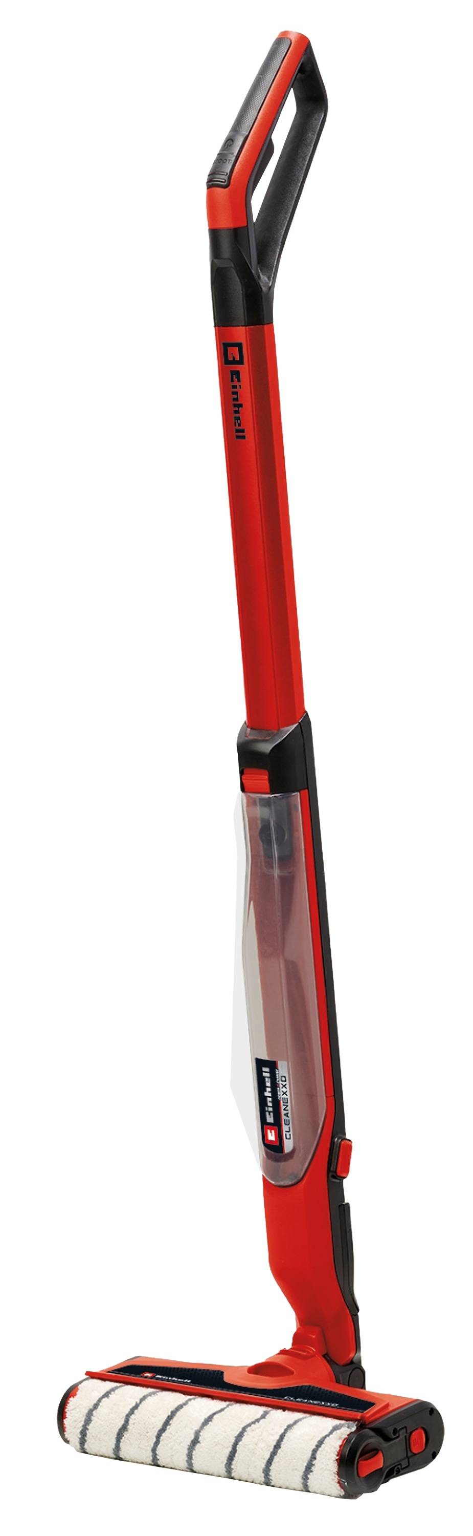 Ein roter, schlanker Besenstiel mit einer transparenten, angebrachten Kehrschaufel-Klammer.