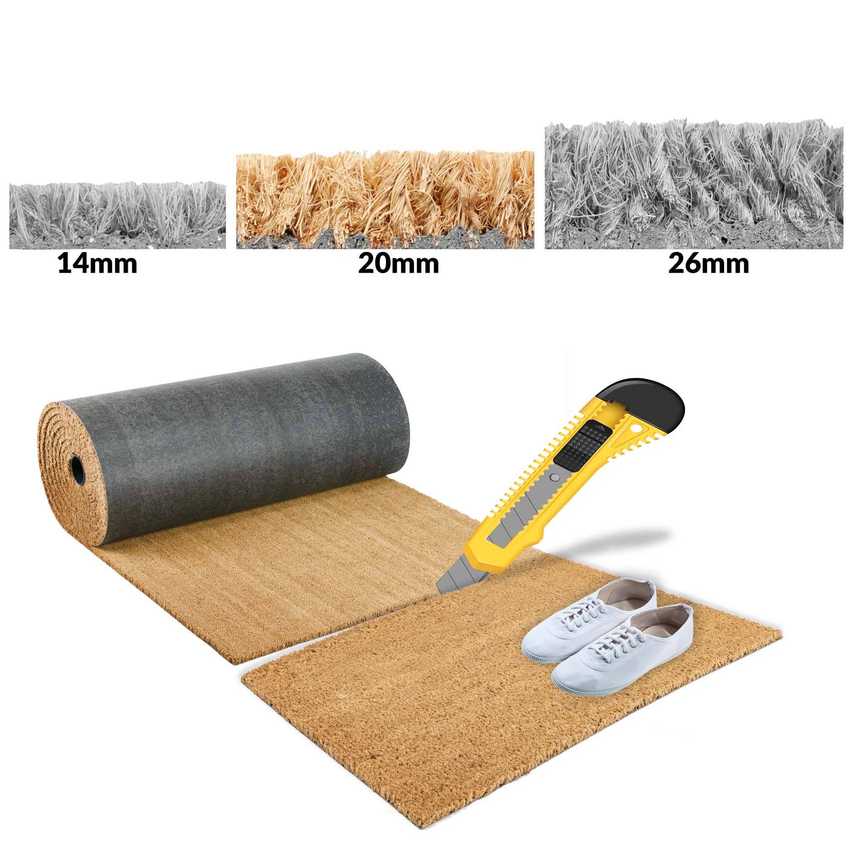 Kokosfasermattenstoff in Rollenform mit 14mm, 20mm und 26mm Flormustern, plus ein Messer und Schuhe, die zeigen, wie die Matte auf Größe zugeschnitten wird.