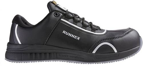 Ein schwarzer Sportschuh mit dem Markennamen 'RUNNEX' an der Seite. Der Schuh hat ein schlankes Design mit weißen Akzenten und robusten Schnürsenkeln.