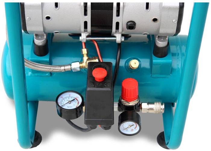 Kompressor Handy Silence 221 OF E 200l/min 8bar 1,1 kW 230 V,50 Hz 6l AIRCRAFT