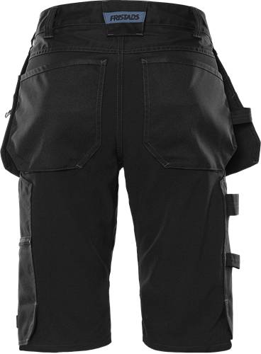 Rückansicht einer schwarzen Utility-Hose mit sichtbaren Taschen und Gürtelschlaufen, die ein funktionales Design präsentiert, das sich für Arbeit oder Outdoor-Aktivitäten eignet.