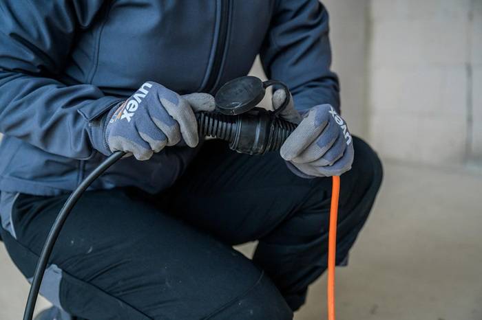 Verlängerungskabel BREMAXX AT-N05V3V3-F 3G1,5 L.10m IP44 orange BRENNENSTUHL