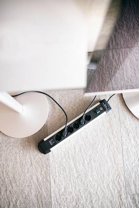 Steckdosenleiste Premium-Alu-Line 6fach Kabel-L.3m silber/schwarz m.USB