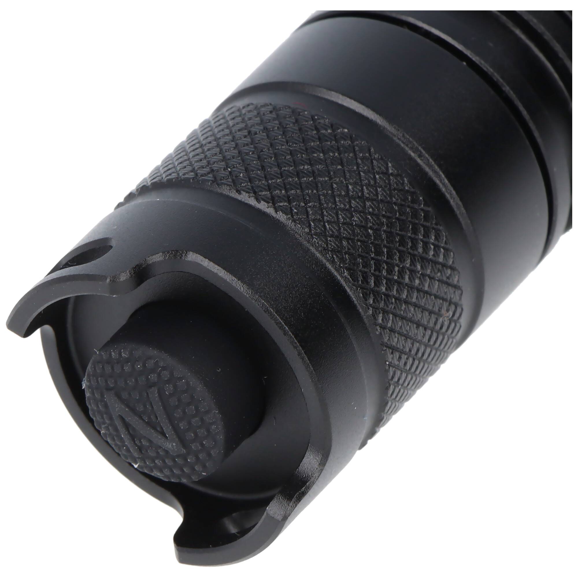 Nitecore MT10C LED-Taschenlampe mit bis zu 920 Lumen, Multitask Taschenlampe, mit zwei Side-Switches und Rotlicht-Mode